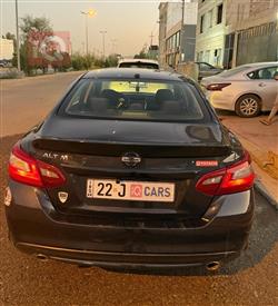 نيسان ألتيما
